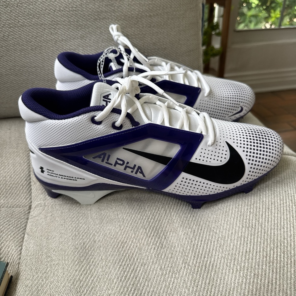 Nike Alpha Menace 4 Pro